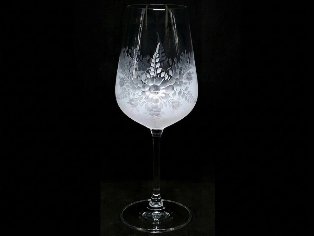 Přátelské sklenice na víno / KOPRETINY III