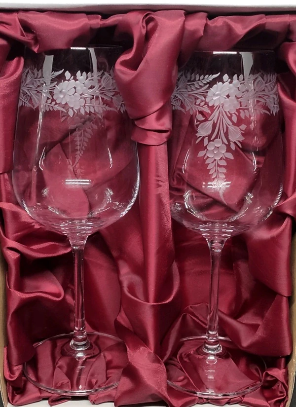 Přátelské sklenice na víno / KOPRETINY II