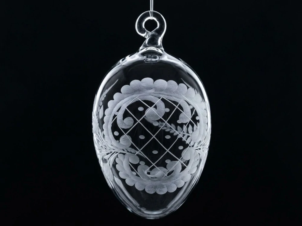 Ručně ryté skleněné vajíčko ARABESKA