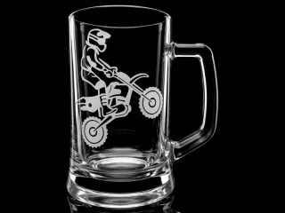 Sklenice na pivo s uchem motiv CROSS