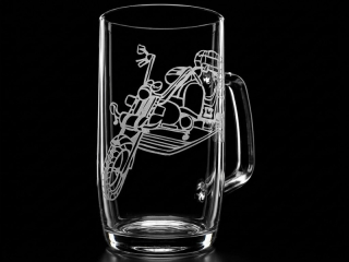 Sklenice na pivo s uchem motiv TŘÍKOLKA