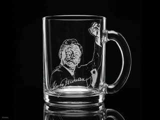 Hrníček s portrétem / Vlasta Burian